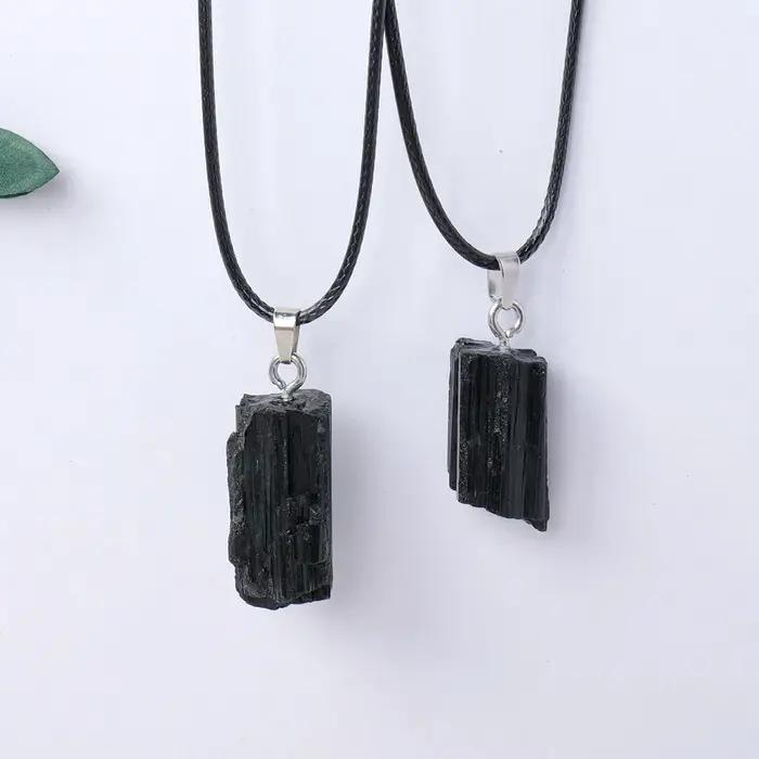 Collier avec pendentif en Tourmaline noire, cristal naturel, pierre brute, gemme non polie, bijoux à