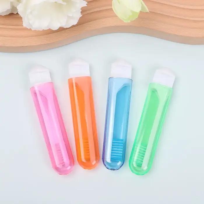 Brosse à dents pliante en plastique souple, brosse à dents d'extérieur, livres oraux utiles, voyage