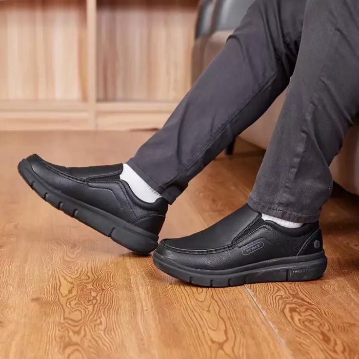 Fitville chaussures en cuir pour hommes large largeur 2E chaussures décontractées à enfiler légères
