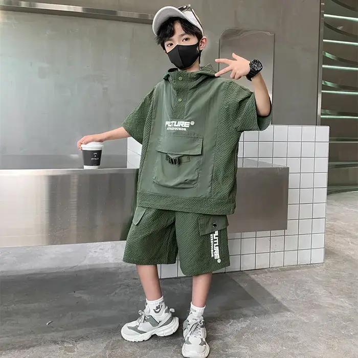 Ensemble de survêtement d'été pour enfants t-shirt à capuche short deux pièces vêtements de sport costume de sport occasions spéciales enfants activité physique jeu extérieur