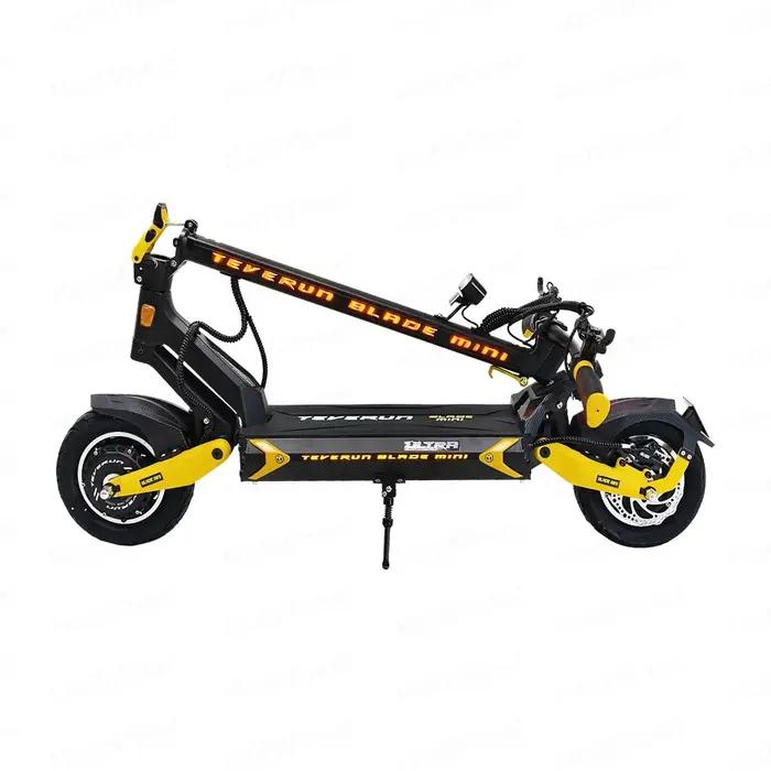 Scooter Electrique Teverun Lame Mini Ultra V4 Batterie Haute Capacité Ecran LCD Freinage Efficace Autonomie 100Km Occasions Speciales Pour Adultes