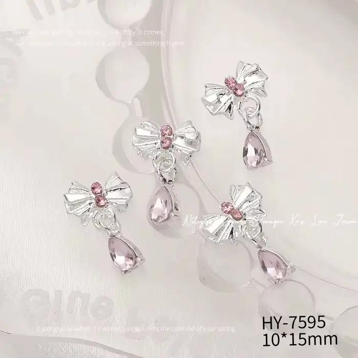 10 pièces Super Flash papillon amour pendentif ongles accessoires Nail Art Luxu alliage rose diamant