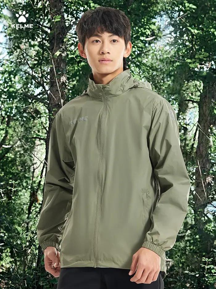 Veste coupe-vent imperméable homme pour football running entraînement extérieur toutes saisons performances sportives libertés de mouvement adaptée à plusieurs conditions météorologiques