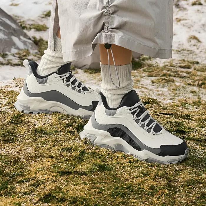Xtep coton chaussures pour femmes hiver chaud doux chaussures de sport à la mode rétro durabilité co