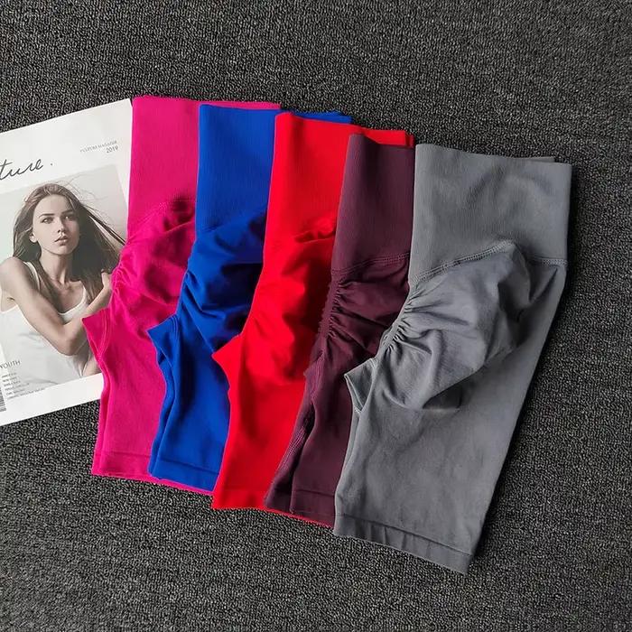 Short de yoga femme sans couture taille haute - Contrôle du ventre et effet sexy pour l'été