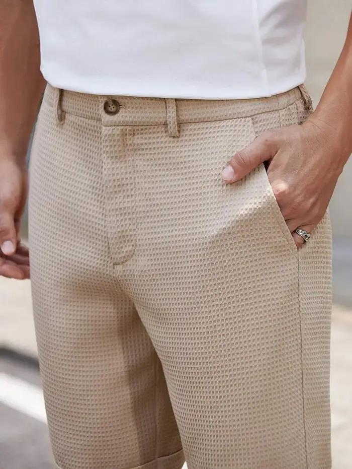 Shorts pour hommes à texture gaufrée, coupe slim, couleur unie, taille à boutons, décontractés d'été