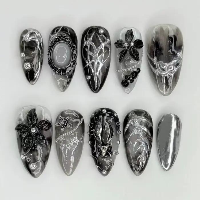 24 pièces faux ongles fille épicée arc argenté avec diamant
