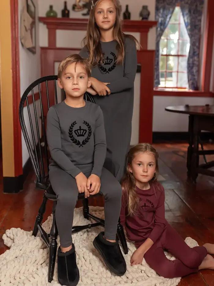 AP 2025 AW Royal velours couronne coton pj enfants mode famille correspondant vêtements enfants garç