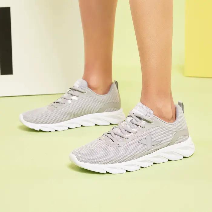 Xtep-Chaussures de course légères et respirantes pour homme, baskets de sport, de jogging, anti-baum