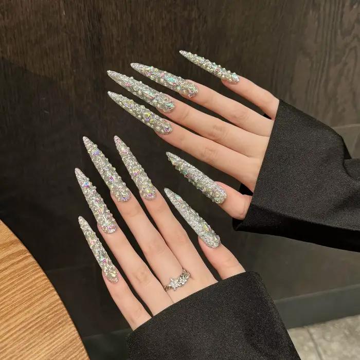 10 pièces Super Long Stiletto faux ongles conseils lumière de luxe à la main plein Flash diamant pre