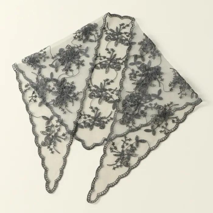 Mode Ins dentelle cheveux écharpe femmes rétro Triangle bandes de cheveux Vintage triangulaire foula