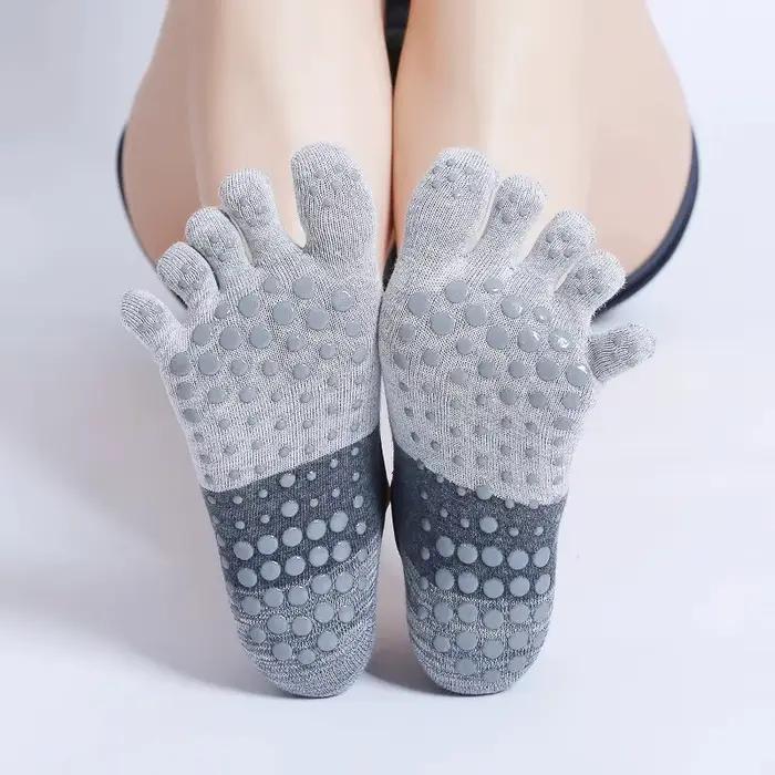 Chaussettes de yoga à cinq doigts antidérapantes pour femmes - Respirantes en silicone pour pilates et ballet