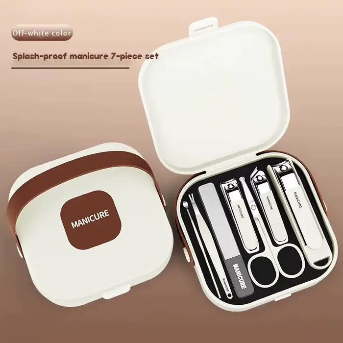 Ensemble de coupe-ongles anti-éclaboussures main dans la main avec coupe-ongles manucure coupe-ongle
