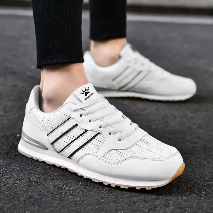 Chaussures de sport hommes basse coupe : course à pied classique blanche durable décontractée