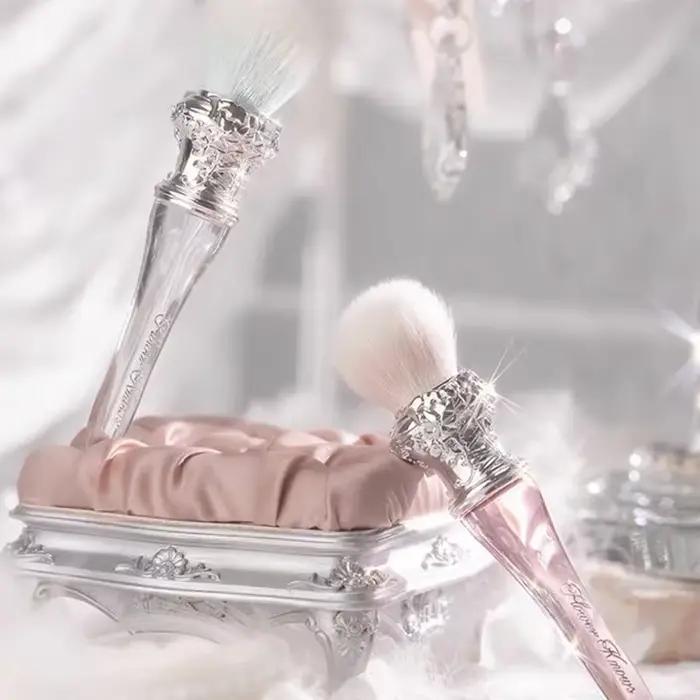 Flower Knows Swan Ballet Blush laine brosse poudre minérale bronzant Contour pinceaux de maquillage