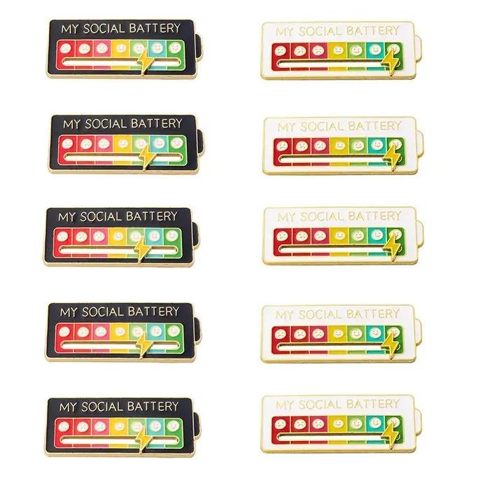 Lot de 10 badges d'expression faciale variés pour femmes, broches énergétiques pour l'humeur, saison