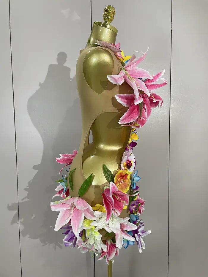 Femmes soirée robes de fête d'anniversaire fleurs colorées sans manches Sexy maille voir à travers M