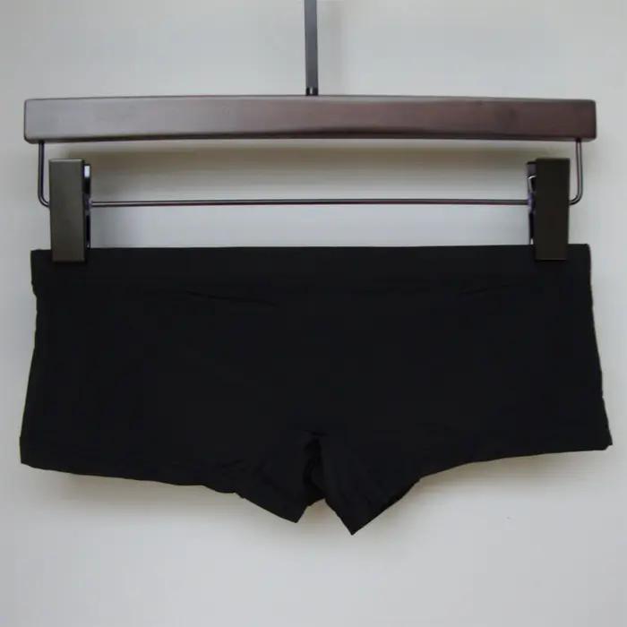 Sous-vêtements transparents pour hommes