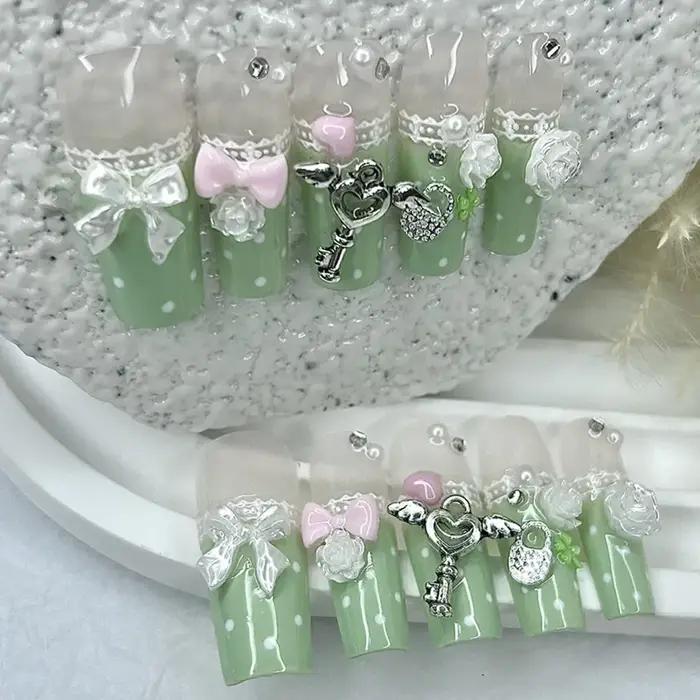 Y2K Vintage Gyaru français dentelle longue à la main presse sur les ongles arc perle à pois trèfle f