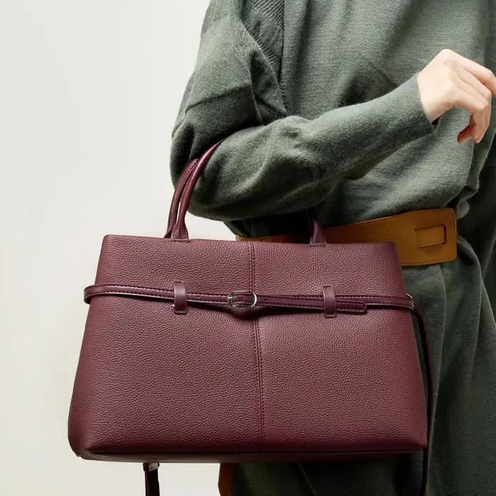 Sacs pour femmes 2025 en cuir véritable grande capacité bureau déplacement concepteur inspiré fourre